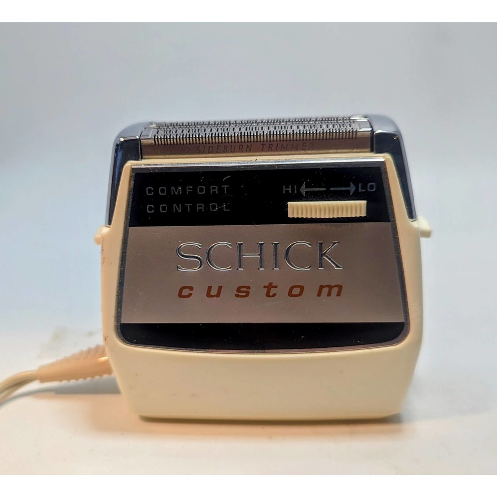 Vintage Schick Custom Comfort Control Electric Razor With Cord Like New